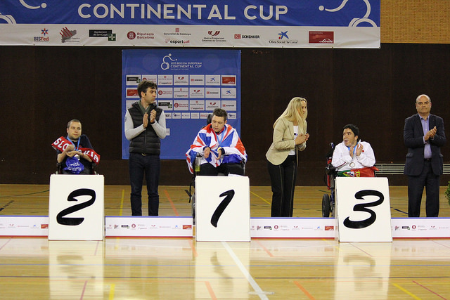 17030827042_79d45f80e3_z